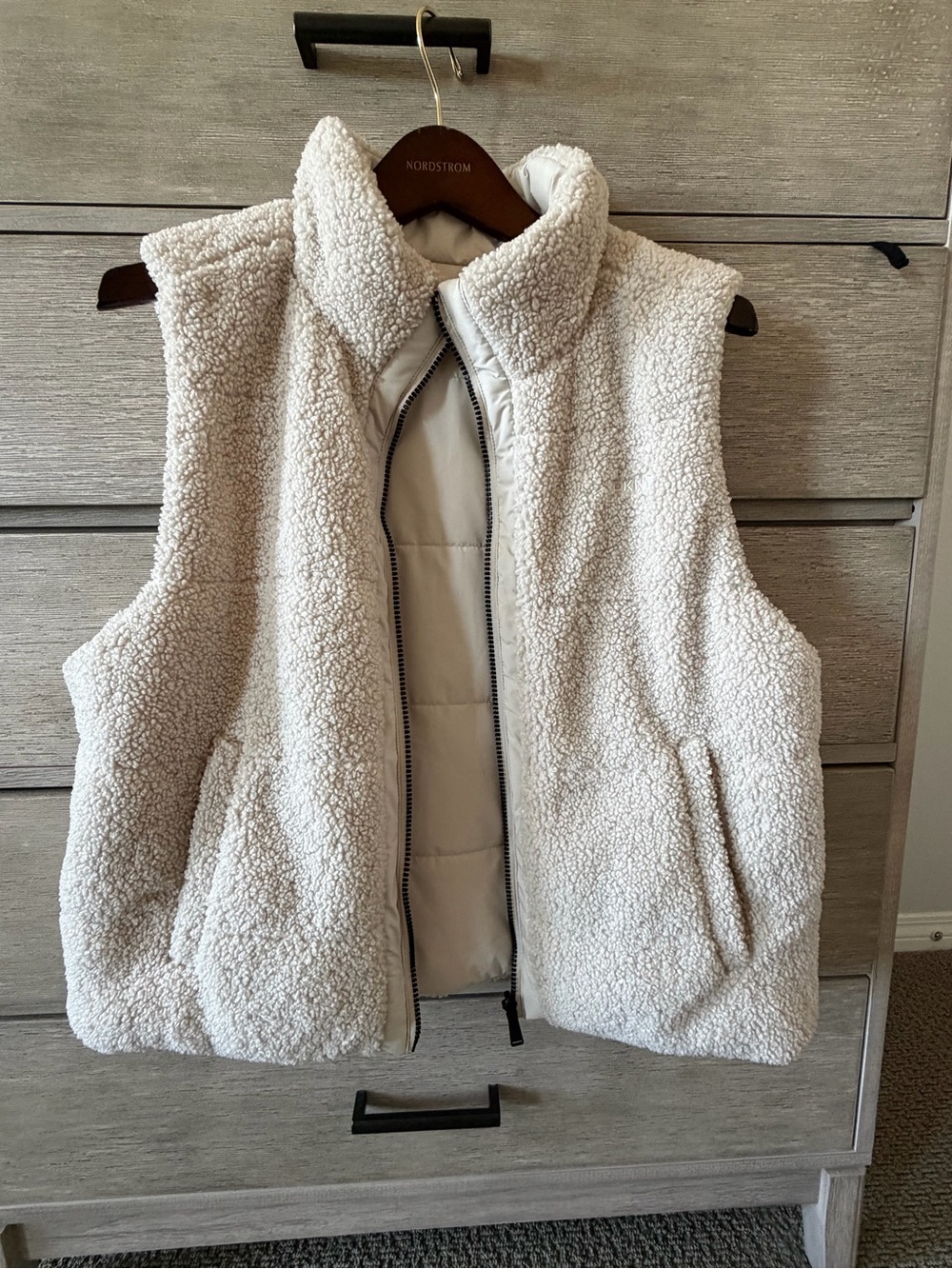 Dkny Cream Sherpa Puffer Vest